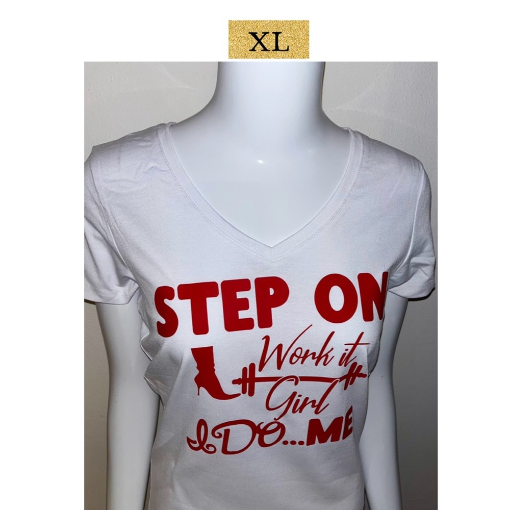 Size XL Graphic Tee